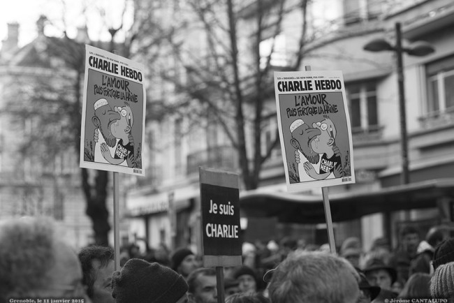Rassemblement Charlie Hebdo Grenoble